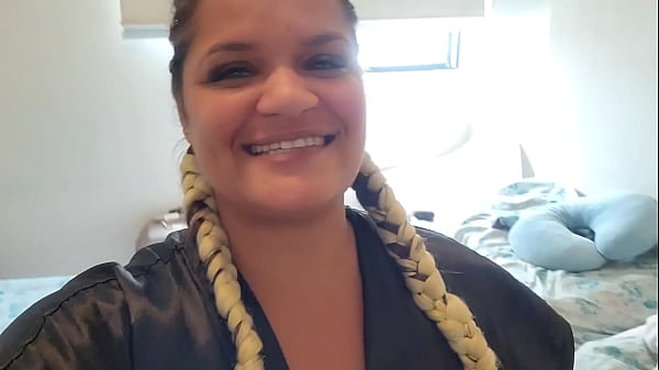 Peguei este video no celular da minha mulher mas meu nome é Fabio