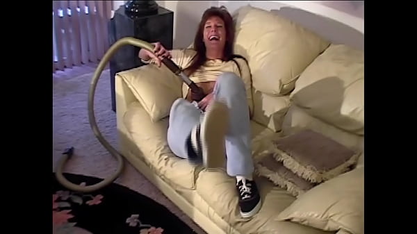 Maria Shadoes Redhead Amateur MILF BTS Shoe Fetish Shoot