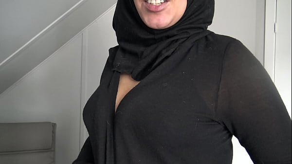 Cute turkish virgin girl with a big ass makes her first sextape and shows her hairy pussy