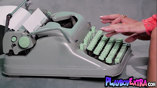 Nude teen secretary Harley Melts waits for boss with her legs spread wide