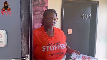 Pizza Pussy: Ebony BBW Delivers A Pizza and Gets a BBC Tip